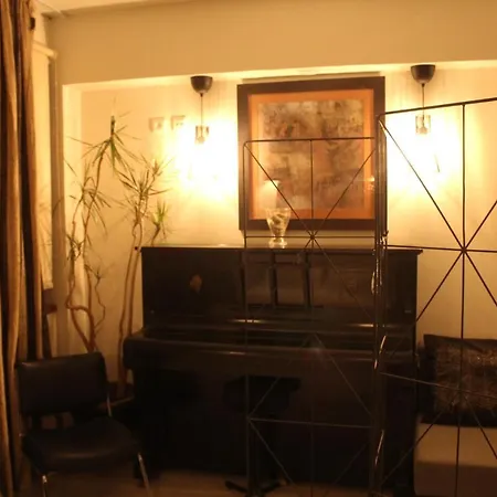 Art Jazz Music Apartment